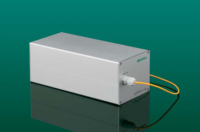 LightWire FF50 - 紧凑型飞秒光纤激光器图1