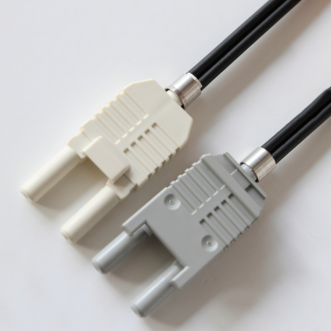 Avago HFBR4506Z / HFBR4516Z光纤跳线 - 2.2mm * 4.4mm双工POF电缆，低衰减进口光纤芯和连接器，用于工业控制应用 光缆