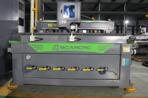 CNC FIBER LASER METAL CUTTING MACHINERY LASER POWER 1000W 激光器模块和系统