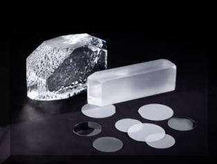 培养的石英晶体 光学材料