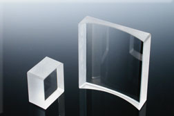 圆柱形透镜 - 矩形平面凹面 (CYLC) 光学透镜