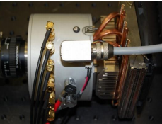 基于延迟线阳极FLIM探测器的时间和空间相关单光子计数（TSCSPC）MCP 光电探测器